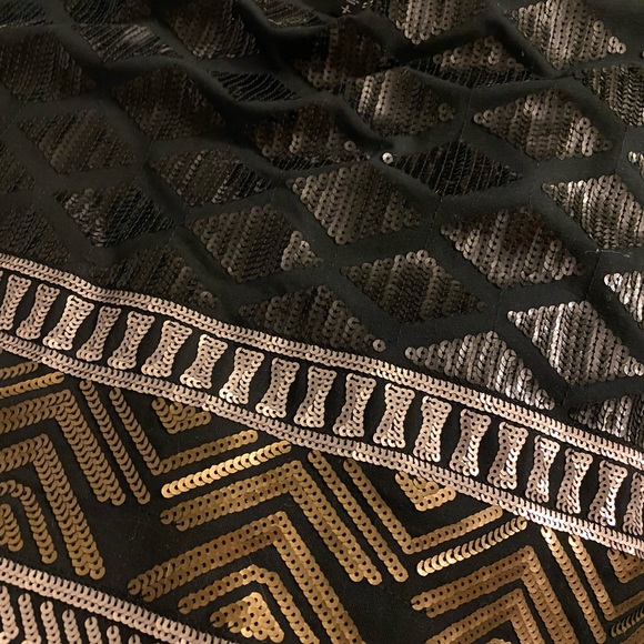 Express sequin skirt NWT - Picture 2 of 4